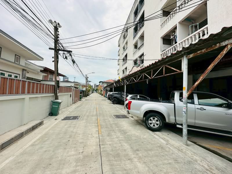 For Sale - หอพักอาคาร 5 ชั้น ถนนบางนา-ตราด ซอย 37, Samut Prakan