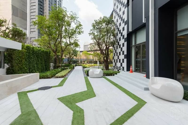 Life Ladprao, Bangkok, 992 Ladprao Road, Jom Phon, Chatuchak, Bangkok, 1 Bedroom, 28 sqm, Condo For Rent, by Praewpakar Soontawong, 500208001 - DDproperty.com