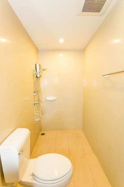 The Zest Ladprao, Bangkok, Ladprao, Jom Phon, Chatuchak, Bangkok, 1 Bedroom, 36 sqm, Condo For Rent, by Praewpakar Soontawong, 500208016 - DDproperty.com