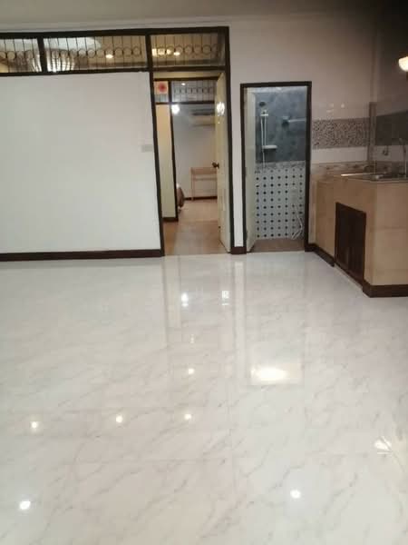 3-BR Townhouse, Bangkok, Bang Na Nuea, Bang Na, Bangkok, 3 Bedrooms, 204 sqm, Townhouse For Rent, by Gun Henglite , 500208035 - DDproperty.com