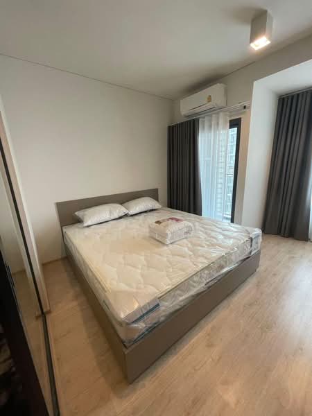 IDEO Sathorn-Wongwian Yai, Bangkok, 219 Soi Krung Thonburi 1, Khlong Ton Sai, Khlong San, Bangkok, 1 Bedroom, 35 sqm, Condo For Sale, by Gun Henglite , 500208047 - DDproperty.com