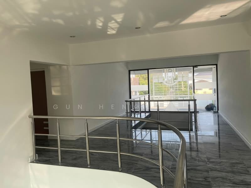 For Sale - Chuan Chuen Park Ville, Bangkok