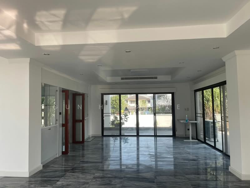 For Sale - Chuan Chuen Park Ville, Bangkok