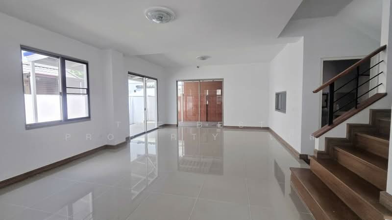 หมู่บ้านไลฟ์ บางละมุง2 (Life Banglamung2), Chon Buri (Pattaya), Bang Lamung, Bang Lamung (Pattaya), Chon Buri (Pattaya), 3 Bedrooms, 120 sqm, Single Detached House For Sale, by The Best Property  เปิ้ล, 500208066 - DDproperty.com