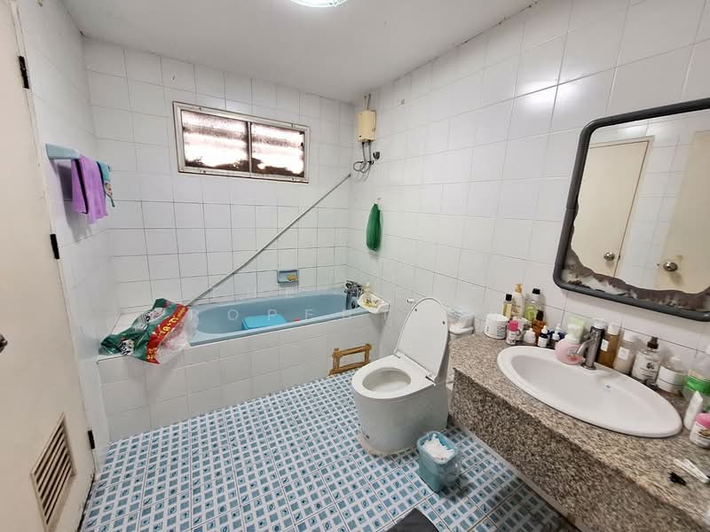 Flora Ville Park City Suwinthawong, Bangkok, Suwinthawong Road, Lam Phak Chi, Nong Chok, Bangkok, 3 Bedrooms, 150 sqm, Single Detached House For Sale, by The Best Property ติ๊ก, 500208079 - DDproperty.com