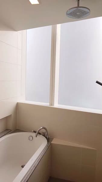 Millennium Residence, Bangkok, Sukhumvit Road, Khlong Toei, Khlong Toei, Bangkok, 3 Bedrooms, 192 sqm, Condo For Sale, by Poomphat Tienthongsakul, 500208092 - DDproperty.com