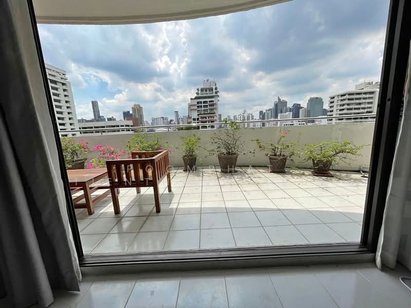 Supalai Place Sukhumvit 39, Bangkok, 175-179 Soi Sukhumvit 39 Sukhumvit Road, Khlong Tan Nua, Watthana, Bangkok, 2 Bedrooms, 142 sqm, Condo For Sale, by Poomphat Tienthongsakul, 500208105 - DDproperty.com