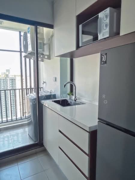 Regent Home Wutthakat, Bangkok, Wutthakat Road, Talat Plu, Thon Buri, Bangkok, 1 Bedroom, 26 sqm, Condo For Rent, by Praewpakar Soontawong, 500208108 - DDproperty.com