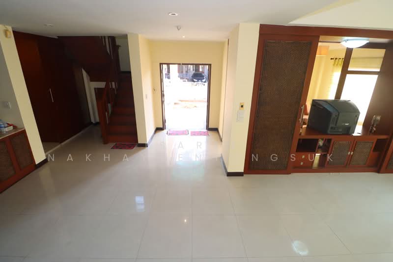 บ้านเดี่ยว สุวินทวงศ์ หนองจอก, Bangkok, สุวินทวงศ์, Lam Phak Chi, Nong Chok, Bangkok, 4 Bedrooms, 250 sqm, Single Detached House For Sale, by Isaree Nakhayuenyongsuk, 500208123 - บ้านเดี่ยว สุวินทวงศ์ หนองจอก 3 ล้าน - DDproperty.com