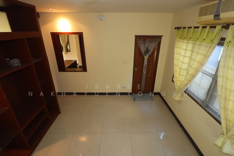 บ้านเดี่ยว สุวินทวงศ์ หนองจอก, Bangkok, สุวินทวงศ์, Lam Phak Chi, Nong Chok, Bangkok, 4 Bedrooms, 250 sqm, Single Detached House For Sale, by Isaree Nakhayuenyongsuk, 500208123 - บ้านเดี่ยว สุวินทวงศ์ หนองจอก 3 ล้าน - DDproperty.com