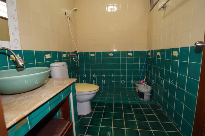 บ้านเดี่ยว สุวินทวงศ์ หนองจอก, Bangkok, สุวินทวงศ์, Lam Phak Chi, Nong Chok, Bangkok, 4 Bedrooms, 250 sqm, Single Detached House For Sale, by Isaree Nakhayuenyongsuk, 500208123 - บ้านเดี่ยว สุวินทวงศ์ หนองจอก 3 ล้าน - DDproperty.com