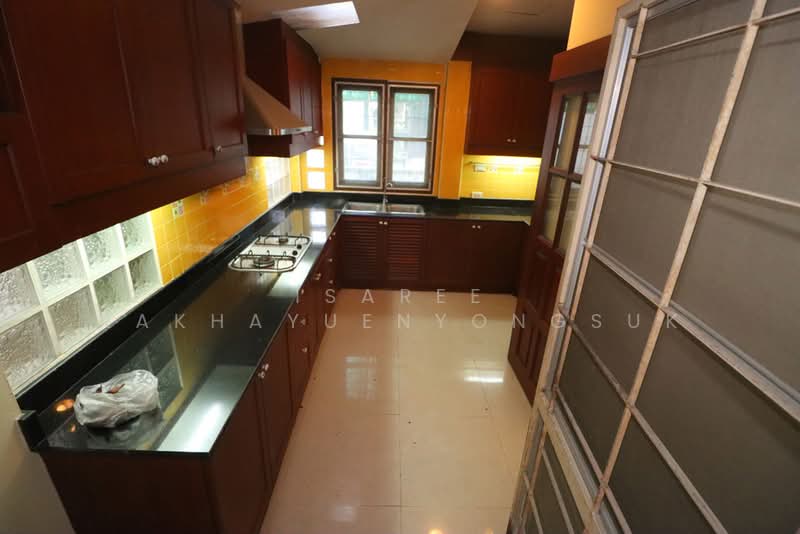 บ้านเดี่ยว สุวินทวงศ์ หนองจอก, Bangkok, สุวินทวงศ์, Lam Phak Chi, Nong Chok, Bangkok, 4 Bedrooms, 250 sqm, Single Detached House For Sale, by Isaree Nakhayuenyongsuk, 500208123 - บ้านเดี่ยว สุวินทวงศ์ หนองจอก 3 ล้าน - DDproperty.com