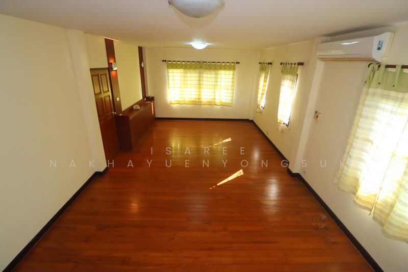 บ้านเดี่ยว สุวินทวงศ์ หนองจอก, Bangkok, สุวินทวงศ์, Lam Phak Chi, Nong Chok, Bangkok, 4 Bedrooms, 250 sqm, Single Detached House For Sale, by Isaree Nakhayuenyongsuk, 500208123 - บ้านเดี่ยว สุวินทวงศ์ หนองจอก 3 ล้าน - DDproperty.com