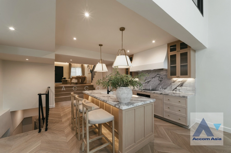 Newly renovated, Corner Unit, Pet friendly Elegant townhouse with garden corner in private Ratchadap, กรุงเทพ, คลองตันเหนือ, วัฒนา, กรุงเทพ, 350 ตร.ม., บ้านเดี่ยว ให้เช่า, โดย Accom Asia, 500208129 - DDproperty.com