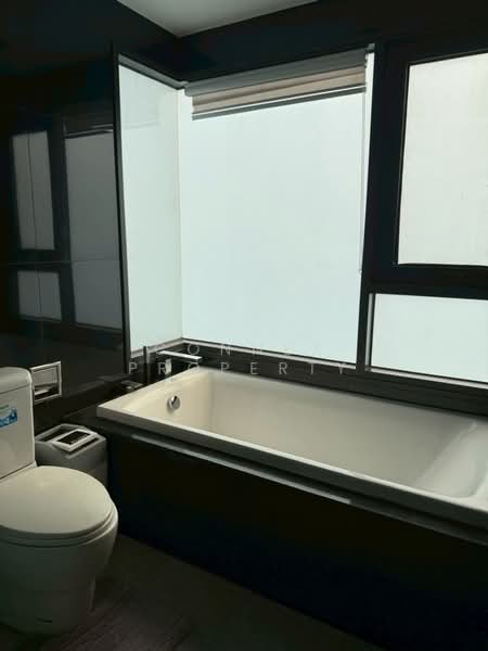 Rhythm Sukhumvit 36-38, Bangkok, 55 Soi Sukhumvit 36, Sukhumvit Road, Phra Kanong, Khlong Toei, Bangkok, 2 Bedrooms, 75 sqm, Condo For Rent, by Connex Property, 500208155 - DDproperty.com