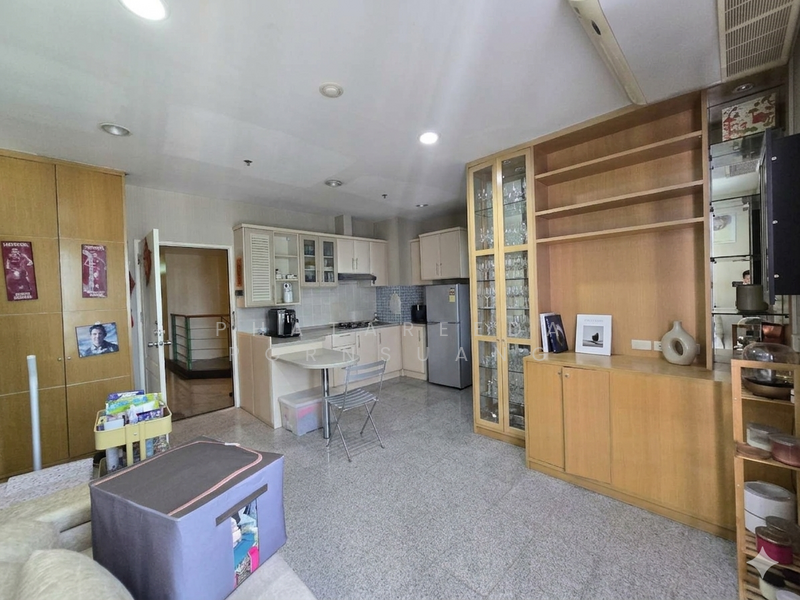 Sathorn House, Bangkok, Sathorn, Silom, Bang Rak, Bangkok, 2 Bedrooms, 73 sqm, Condo For Rent, by Phatareeda Pornsuang, 500208174 - DDproperty.com