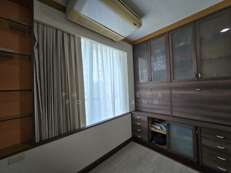 Sathorn House, Bangkok, Sathorn, Silom, Bang Rak, Bangkok, 2 Bedrooms, 73 sqm, Condo For Rent, by Phatareeda Pornsuang, 500208174 - DDproperty.com