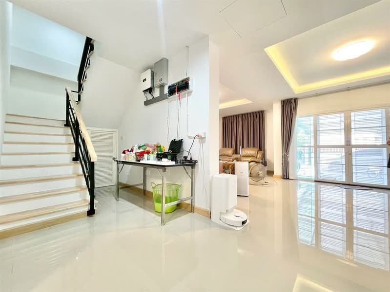 บ้านเดี่ยว 2 ชั้น 63 ตร.ว. บ้านเดี่ยว ซอยนวมินทร์24 ถนนนวมินทร์, กรุงเทพ, ถนนนวมินทร์, คลองกุ่ม, บึงกุ่ม, กรุงเทพ, 260 ตร.ม., บ้านเดี่ยว ขาย, โดย คุณ ภัทรานิษฐ์ วัฒนาจินดาวงศ์ (ไวท์), 500208201 - DDproperty.com