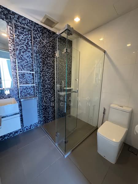 The Room Sathorn, Bangkok, 78 Pan Road, Silom, Bang Rak, Bangkok, 2 Bedrooms, 78 sqm, Condo For Sale, by Teeranop Inchan, 500208205 - DDproperty.com