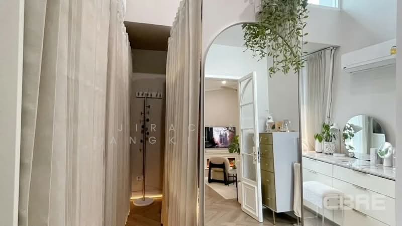 The Bangkok Sukhumvit 61, Bangkok, Sukhumvit 61, Khlong Tan Nua, Watthana, Bangkok, 3 Bedrooms, 120 sqm, Condo For Sale, by Jirachaya Tangkittiwet, 500208222 - DDproperty.com