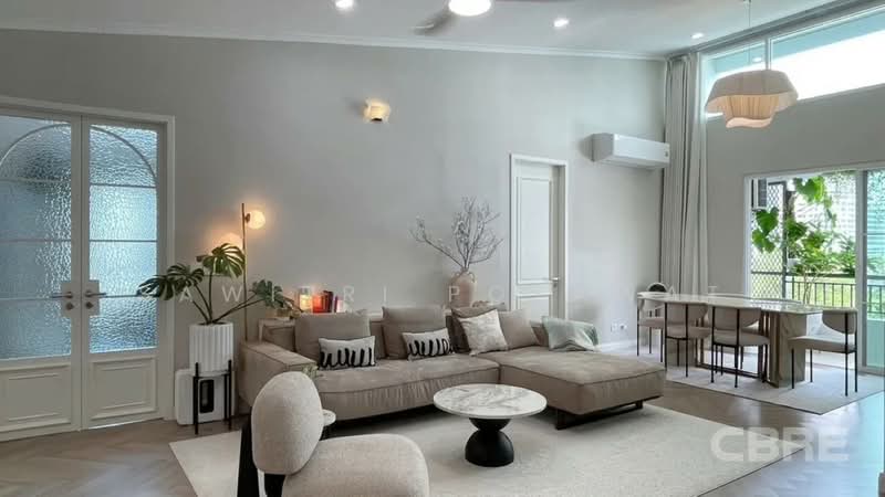 The Bangkok Sukhumvit 61, Bangkok, Sukhumvit 61, Khlong Tan Nua, Watthana, Bangkok, 3 Bedrooms, 120 sqm, Condo For Rent, by Sawitri Posawat, 500208244 - DDproperty.com