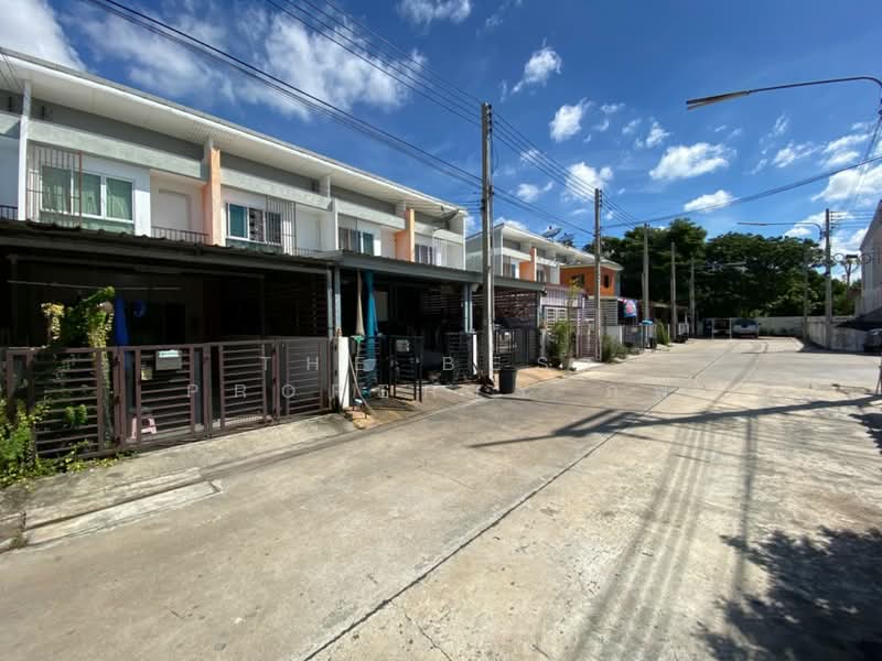 สิรารมย์พลัส มอเตอร์เวย์ (Sirarom Plus Motorway), Chachoengsao, Tha Sa-an, Bang Pakong, Chachoengsao, 2 Bedrooms, 111 sqm, Townhouse For Sale, by The Best Property ภพ, 500208268 - DDproperty.com