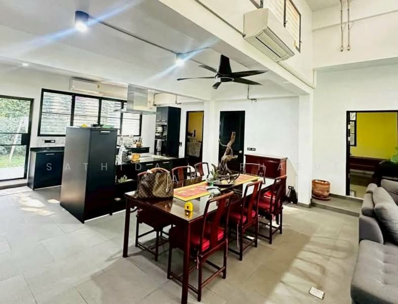 Costa Village Bangsaray : คอสตา วิลเลจ บางเสร่, ชลบุรี, 556 หมู่ที่ 2 ซอย นาจอมเทียน 56, หนองปรือ, บางละมุง, ชลบุรี, 300 ตร.ม., วิลล่า ขาย, โดย Sathida Limphasut (App), 500208273 - DDproperty.com