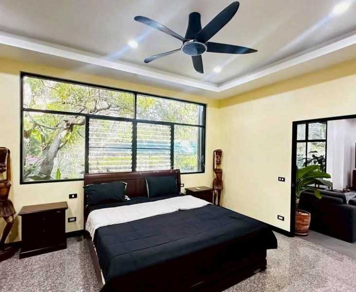 Costa Village Bangsaray : คอสตา วิลเลจ บางเสร่, ชลบุรี, 556 หมู่ที่ 2 ซอย นาจอมเทียน 56, หนองปรือ, บางละมุง, ชลบุรี, 300 ตร.ม., วิลล่า ขาย, โดย Sathida Limphasut (App), 500208273 - DDproperty.com