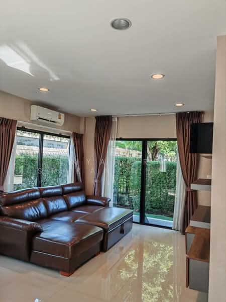 Life Bangkok Boulevard Ramintra 65 : ไลฟ์ บางกอก บูเลอวาร์ด รามอินทรา 65, กรุงเทพ, 50 ถนนรามอินทรา, ท่าแร้ง, บางเขน, กรุงเทพ, 191 ตร.ม., บ้านเดี่ยว ให้เช่า, โดย Anyaporn Srikanlayanabut, 500208282 - DDproperty.com