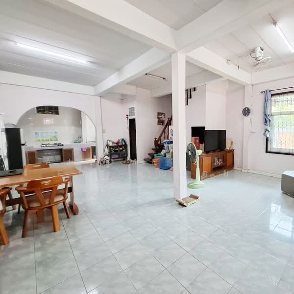 Suan Thong Villa 7 : สวนทอง วิลล่า 7, ปทุมธานี, ถนน ไสวประชาราษฎร์, ลาดสวาย, ลำลูกกา, ปทุมธานี, 144 ตร.ม., ทาวน์เฮ้าส์ ขาย, โดย AJHOMECENTER -คุณอ้อย, 500208298 - DDproperty.com