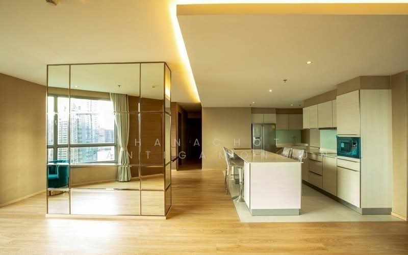 H Sukhumvit 43, Bangkok, 28 Sukhumvit 34 Road, Khlong Tan Nua, Watthana, Bangkok, 3 Bedrooms, 182 sqm, Condo For Rent, by Thanachot Khantigamongun, 500208306 - DDproperty.com