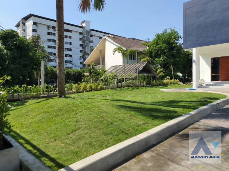 Luxury, Fully Furnished 5 Bedrooms House for Sale and Rent in Sukhumvit, Bangkok near BTS Bang Chak, Bangkok, Khlong Tan Nua, Watthana, Bangkok, 5 Bedrooms, 700 sqm, Single Detached House For Rent, by Accom Asia, 500208319 - DDproperty.com