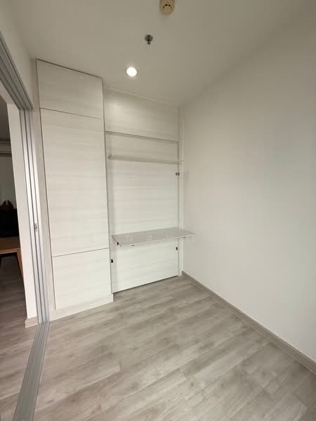 Life Ratchadapisek, Bangkok, 279 Ratchadapisaek Road, Huai Khwang, Huai Khwang, Bangkok, 2 Bedrooms, 46 sqm, Condo For Sale, by Settawut Leenavong, 500208346 - DDproperty.com