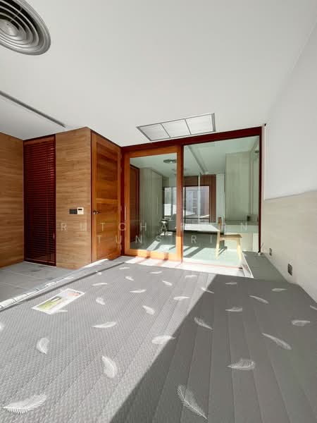 ให้เช่า - ทาวน์เฮ้าส์ให้เช่า – ใกล้เจ็ดยอดพลาซ่า เพียง 5 นาที ค่าเช่า 40,000 บาท / เดือน รหัสทรัพย์ : No.2H128, เชียงใหม่