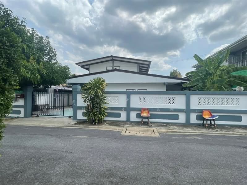 บ้านเดี่ยว 2 ชั้น 76 ตร.ว. หมู่บ้านการเคหะชุมชนท่าทราย ซอยประชาชื่น12 แยก1-2, กรุงเทพ, ถนนประชาชื่น, ทุ่งสองห้อง, หลักสี่, กรุงเทพ, 310 ตร.ม., บ้านเดี่ยว ขาย, โดย คุณ สุภัตรา พลอยแดง (แพร), 500208359 - DDproperty.com