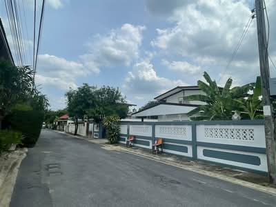 ขาย - บ้านเดี่ยว 2 ชั้น 76 ตร.ว. หมู่บ้านการเคหะชุมชนท่าทราย ซอยประชาชื่น12 แยก1-2, กรุงเทพ