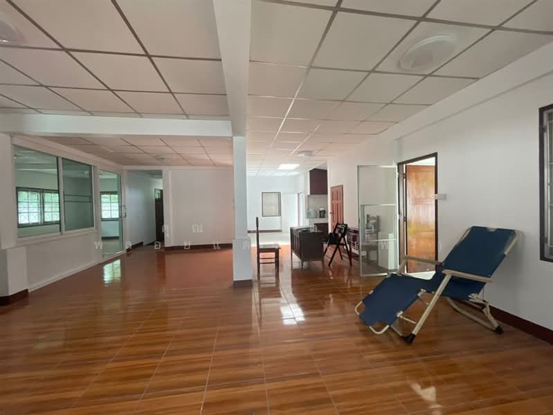 บ้านเดี่ยว 2 ชั้น 76 ตร.ว. หมู่บ้านการเคหะชุมชนท่าทราย ซอยประชาชื่น12 แยก1-2, กรุงเทพ, ถนนประชาชื่น, ทุ่งสองห้อง, หลักสี่, กรุงเทพ, 310 ตร.ม., บ้านเดี่ยว ขาย, โดย คุณ สุภัตรา พลอยแดง (แพร), 500208359 - DDproperty.com