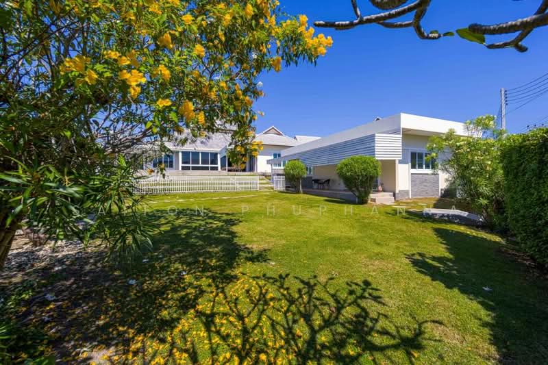 Emerald Scenery, Prachuap Khiri Khan, 300 Moo 9 Soi Hua Na 21, Thap Tai, Hua Hin, Prachuap Khiri Khan, 5 Bedrooms, 236 sqm, Villa For Rent, by Saifon Phuphanna, 500208373 - DDproperty.com