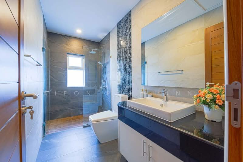 Emerald Scenery, Prachuap Khiri Khan, 300 Moo 9 Soi Hua Na 21, Thap Tai, Hua Hin, Prachuap Khiri Khan, 5 Bedrooms, 236 sqm, Villa For Rent, by Saifon Phuphanna, 500208373 - DDproperty.com