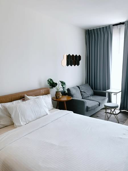 Rhythm Sukhumvit 36-38, Bangkok, 55 Soi Sukhumvit 36, Sukhumvit Road, Phra Kanong, Khlong Toei, Bangkok, Studio, 25 sqm, Condo For Rent, by Nusara Rongtran, 500208389 - DDproperty.com