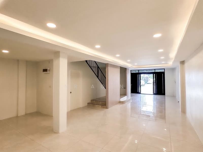 Baan Klang Muang Urbanion Rama 9-Ladprao : บ้านกลางเมือง เออร์บาเนี่ยน พระราม 9-ลาดพร้าว, กรุงเทพ, ซอยลาดพร้าว 84 ถนนลาดพร้าว, วังทองหลาง, วังทองหลาง, กรุงเทพ, 260 ตร.ม., ทาวน์เฮ้าส์ ขาย, โดย NR AGENT, 500208466 - DDproperty.com