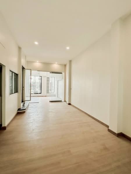 Baan Klang Muang Urbanion Rama 9-Ladprao, Bangkok, Soi Ladprao 84, Ladprao Road, Wang Thonglang, Wang Thonglang, Bangkok, 4 Bedrooms, 260 sqm, Townhouse For Sale, by NR AGENT, 500208466 - DDproperty.com