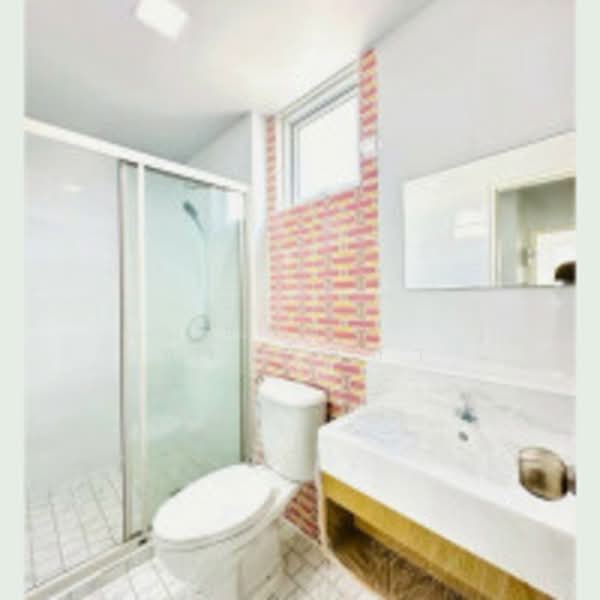 The Colors Premium Rangsit - Lumlukka, Pathum Thani, Wat Klang Klong 4 Road, Lat Sawai, Lam Luk Ka, Pathum Thani, 3 Bedrooms, 120 sqm, Townhouse For Sale, by ธนสร พรมโสภา, 500208476 - DDproperty.com