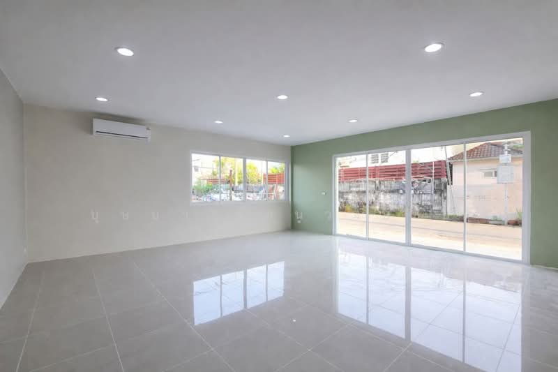 For Rent - ทำเลซ.โพธิ์แก้ว 4 ลาดพร้าว 101 ให้เช่าโกดัง+ออฟฟิศ 2 ชั้น อาคารสวย พร้อมอยู่ ทำเลดี, Bangkok