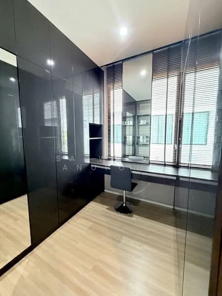 Nirvana Define Srinakarin-Rama 9, Bangkok, Srinakarin - Rom Klao Road, Saphan Sung, Saphan Sung, Bangkok, 3 Bedrooms, 230 sqm, Townhouse For Rent, by Saowaluk Anupong, 500208521 - DDproperty.com