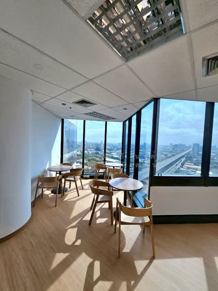 ให้เช่า - เซ็นทรัล ซิตี ทาวเวอร์ บางนา, กรุงเทพ