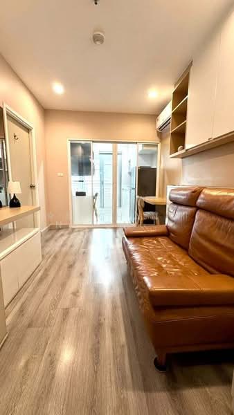 Centric Sathorn-St Louis, Bangkok, Sathorn Nua Road, Yan Nawa, Sathon, Bangkok, 1 Bedroom, 36 sqm, Condo For Rent, by Ratchanon Songthammakul, 500208552 - DDproperty.com