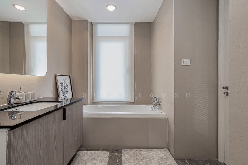 Hampton Thonglor 10, Bangkok, 324 Soi Thonglor 10, Sukhumvit Road, Khlong Tan Nua, Watthana, Bangkok, 3 Bedrooms, 164 sqm, Condo For Sale, by Adisorn Eamso, 500208624 - DDproperty.com