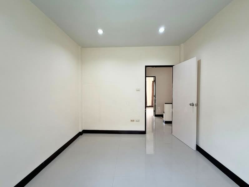 Baan Sintawee Thianthale 2, Bangkok, Soi Thian Talay 20, Samae Dam, Bang Khun Thian, Bangkok, 3 Bedrooms, 126 sqm, Single Detached House For Sale, by อัญธิญาน์ อัศวะถาวรกิตติ์, 500208637 - DDproperty.com