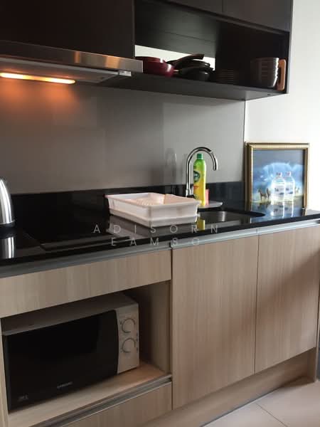 The Edge Sukhumvit 23 : เอดจ์ สุขุมวิท 23, กรุงเทพ, 6 ซอยสุขุมวิท 23, คลองเตยเหนือ, วัฒนา, กรุงเทพ, 30 ตร.ม., คอนโด ให้เช่า, โดย Adisorn Eamso, 500208669 - DDproperty.com